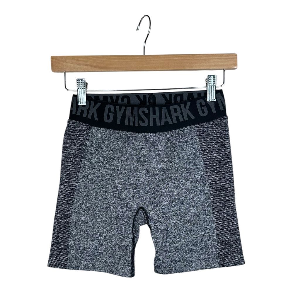 Gymshark Women's Flex Shorts size Small Grey/Black